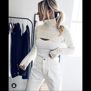 Zara Cable Knit Sleeve Scarf 